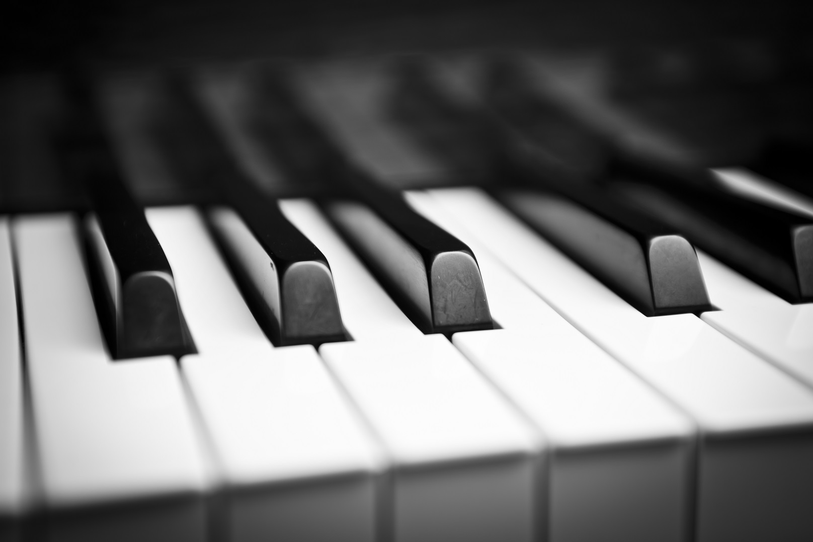 Comment se déplacer sur le clavier du piano - Les sons du piano